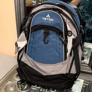 TETON Sports 30 L Ripstop Blue and Black Multi-compartment Backpack